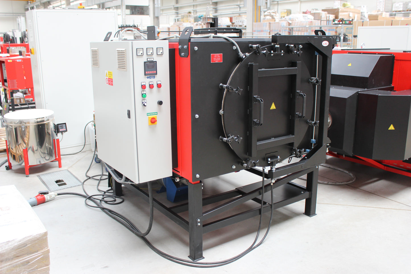 Tiivis kammio-uuni PKR 130/95